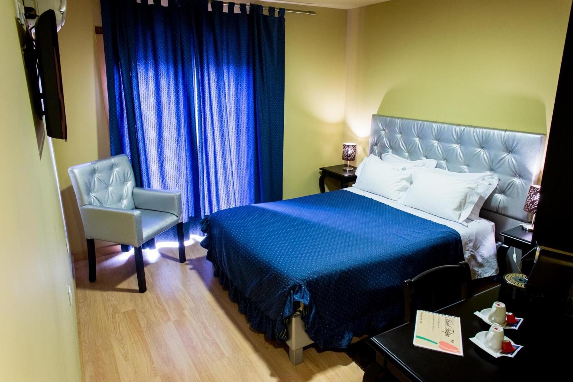 Hotel Tulipa Braganca Bilik gambar