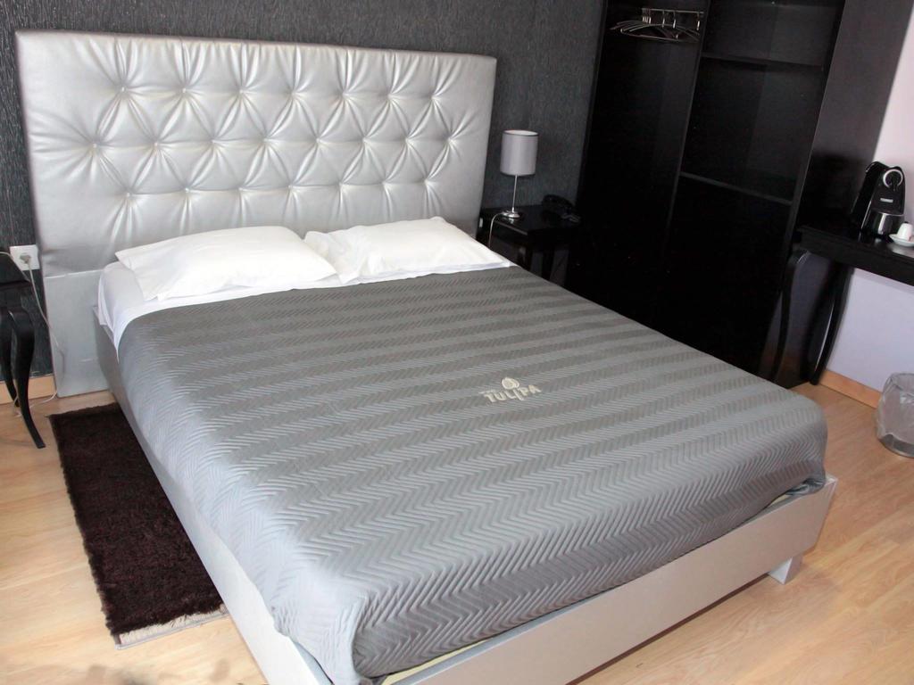 Hotel Tulipa Braganca Luaran gambar