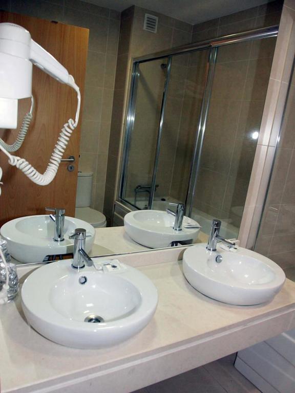 Hotel Tulipa Braganca Luaran gambar