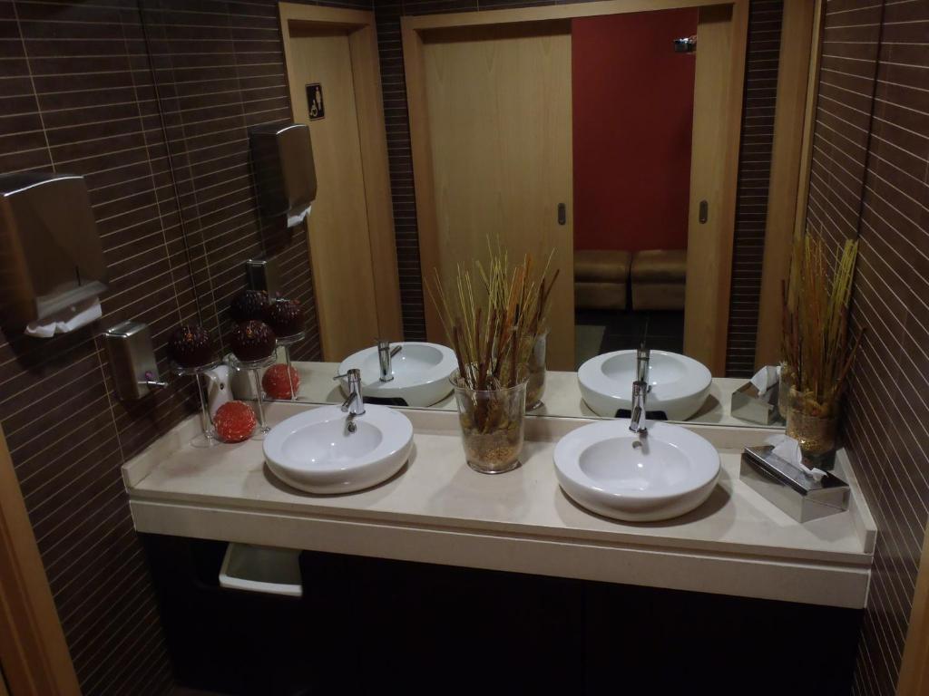 Hotel Tulipa Braganca Luaran gambar